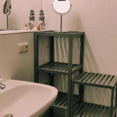 Daire Sandsturm Im Ot Diedrichs-hagen Rostock